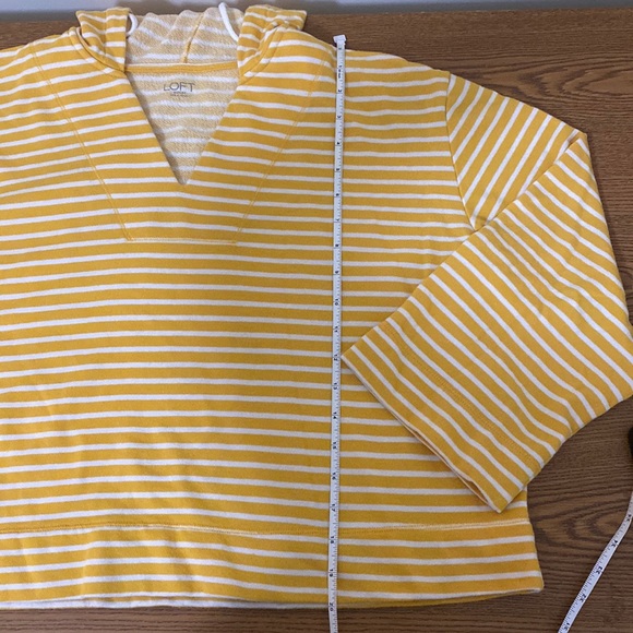 Loft crop hoodie - Picture 6 of 6